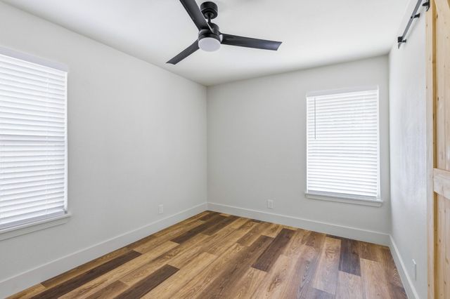 309 E Lola DR, Austin, TX 78753