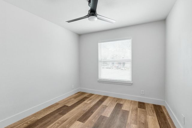 309 E Lola DR, Austin, TX 78753