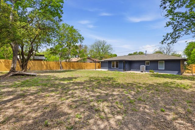 309 E Lola DR, Austin, TX 78753
