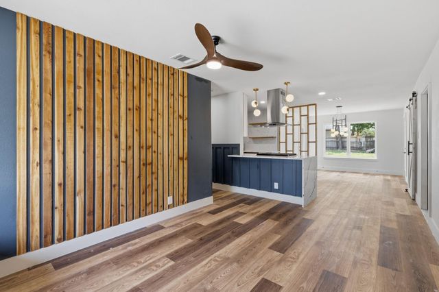 309 E Lola DR, Austin, TX 78753