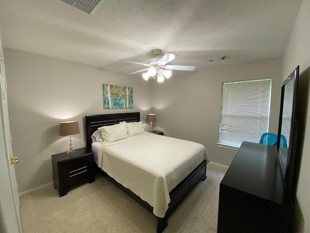 26 Baccara Place, Conroe, TX 77384