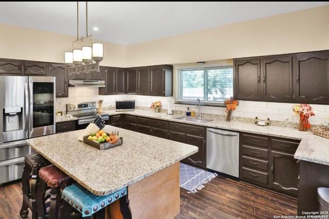 1505 30th, Hondo, TX 78861