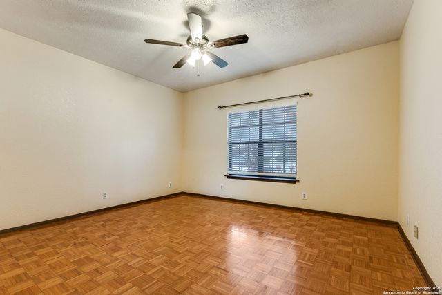 1505 30th, Hondo, TX 78861