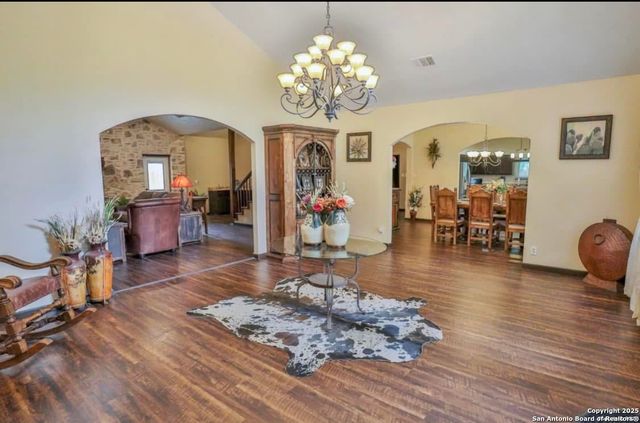 1505 30th, Hondo, TX 78861