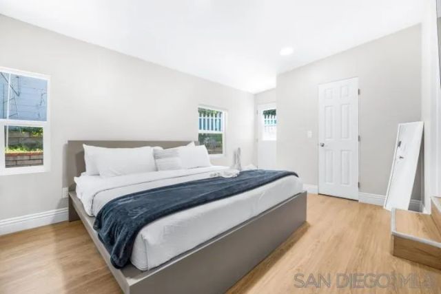 1735 Froude St, San Diego, CA 92107