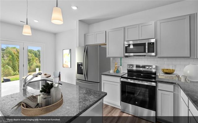 5097 Fallmeade Road, Kernersville, NC 27284