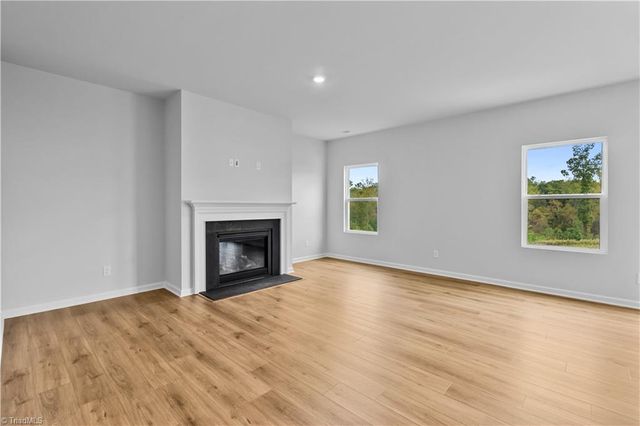 5097 Fallmeade Road, Kernersville, NC 27284