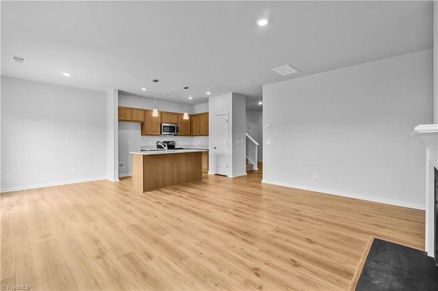 5097 Fallmeade Road, Kernersville, NC 27284