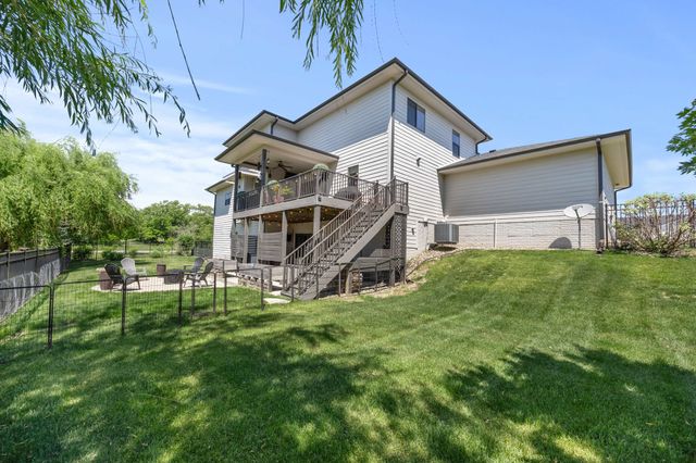 8378 Aspen Drive, West Des Moines, IA 50266