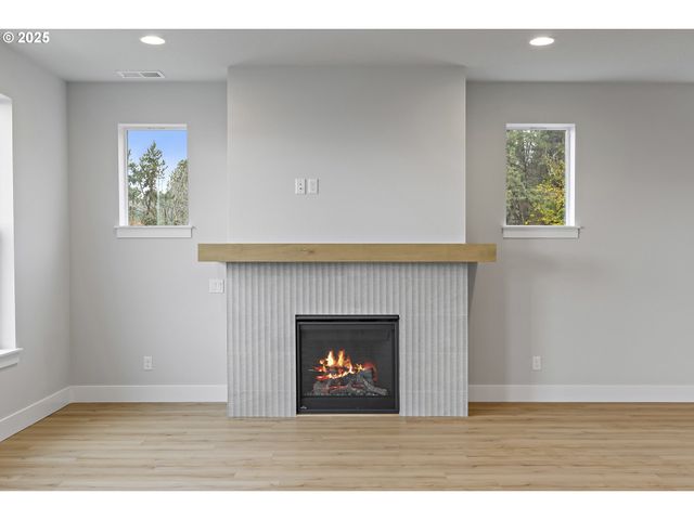 12171 Sw Autumnview St, Tigard, OR 97224