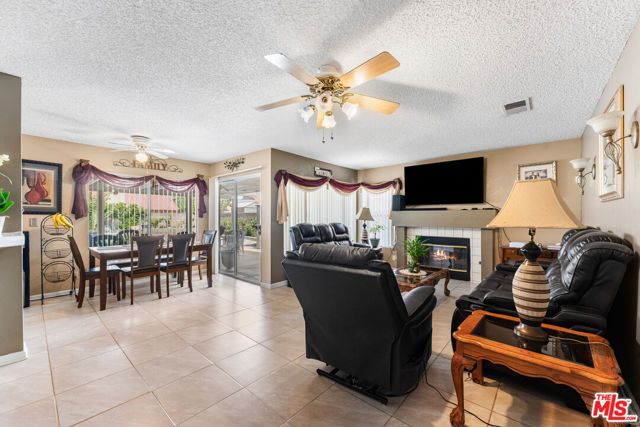 729 Whitlatch Drive, Lancaster, CA 93535