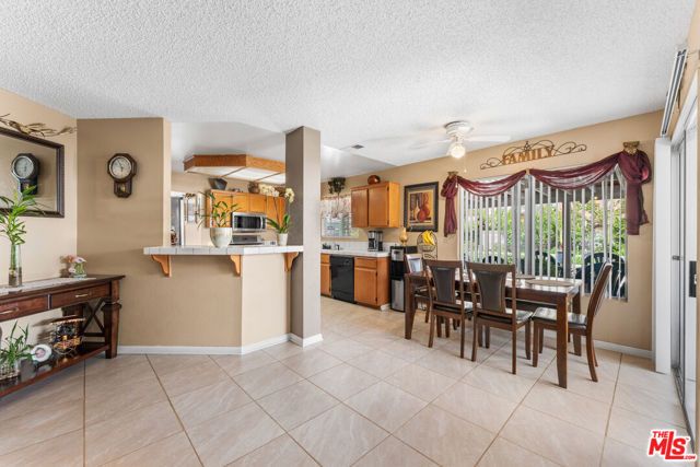 729 Whitlatch Drive, Lancaster, CA 93535