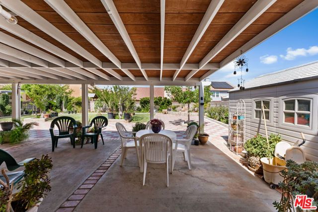 729 Whitlatch Drive, Lancaster, CA 93535