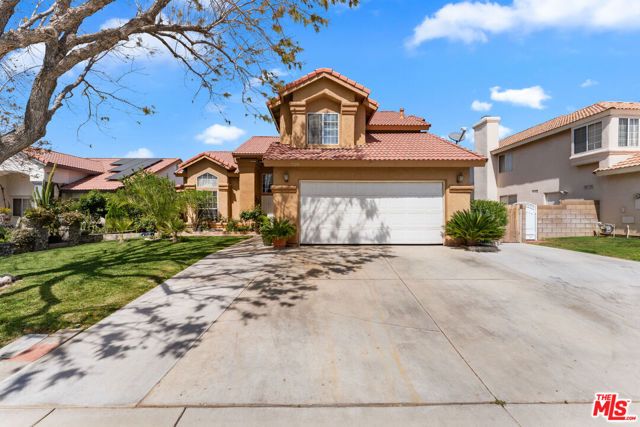 729 Whitlatch Drive, Lancaster, CA 93535