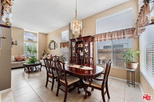 729 Whitlatch Drive, Lancaster, CA 93535