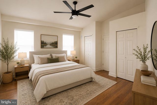 907 S DARIEN WAY, Philadelphia, PA 19147