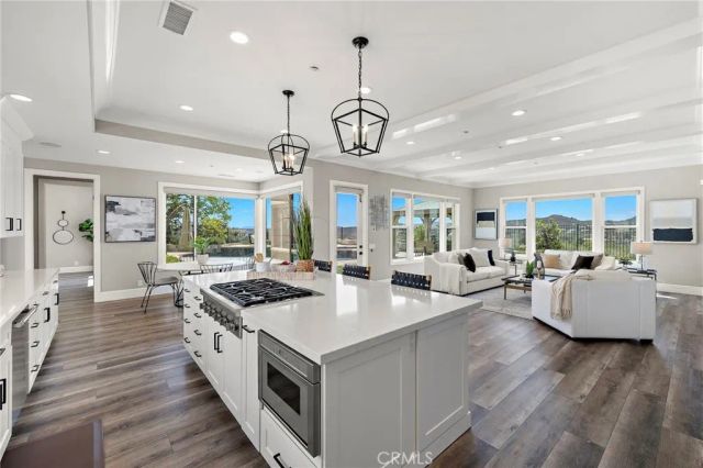 9 Winston, Coto De Caza, CA 92679