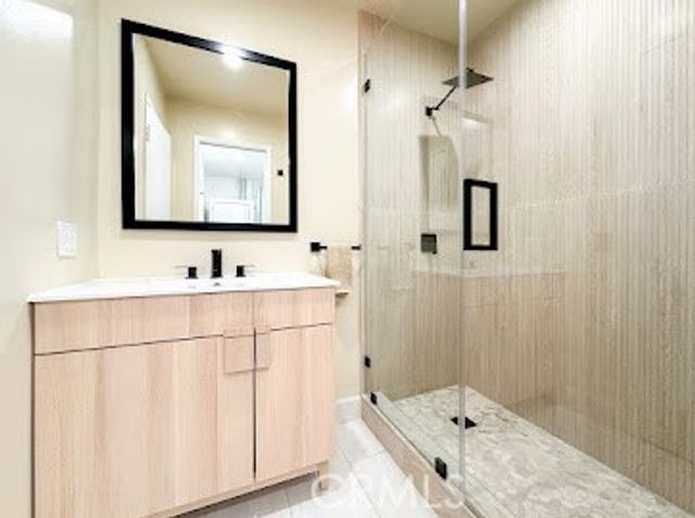707 E Tujunga Avenue B, Burbank, CA 91501