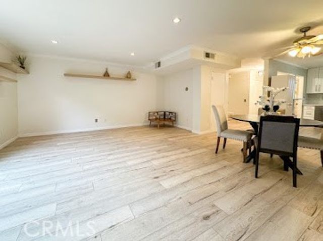 707 E Tujunga Avenue B, Burbank, CA 91501