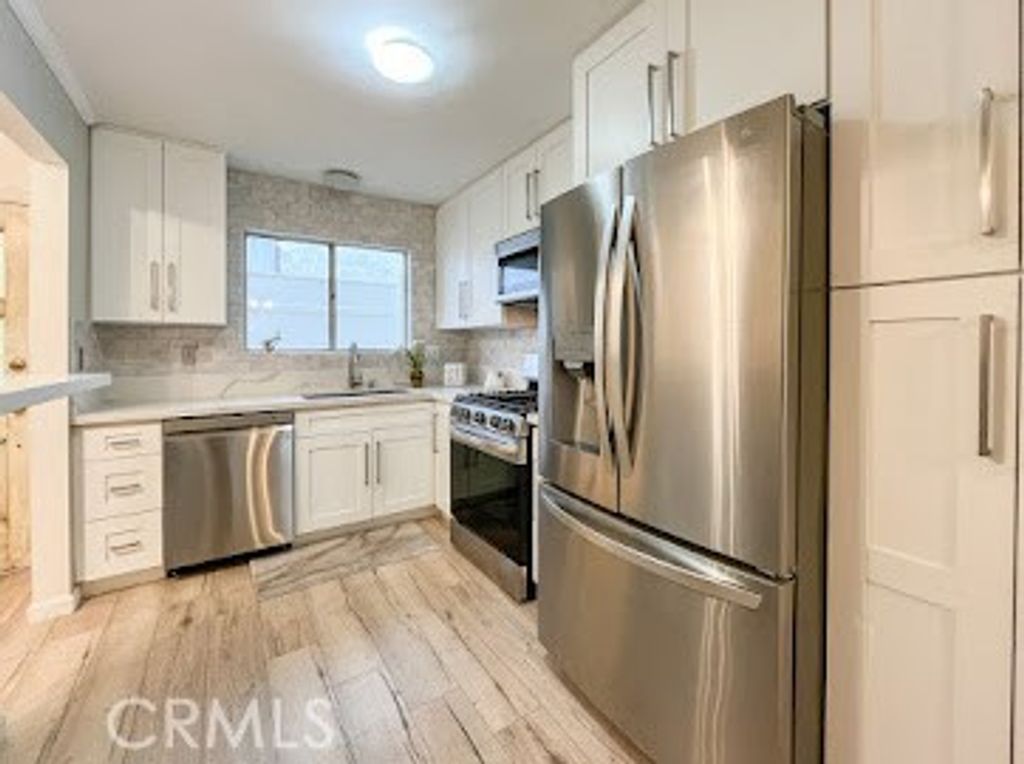 707 E Tujunga Avenue B, Burbank, CA 91501