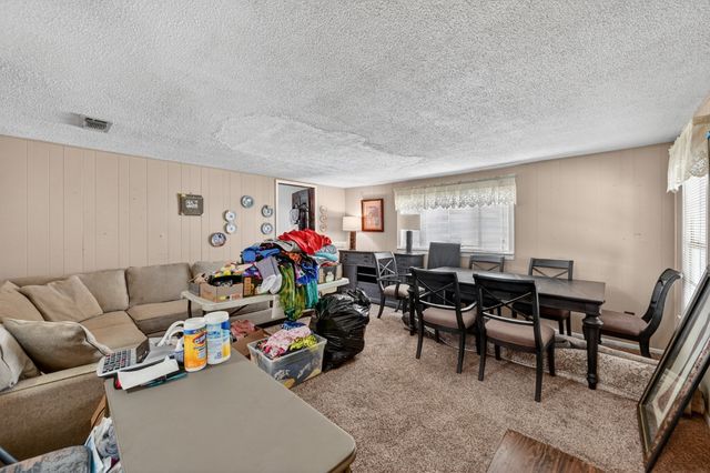207 Hood Street, Cedar Hill, TX 75104