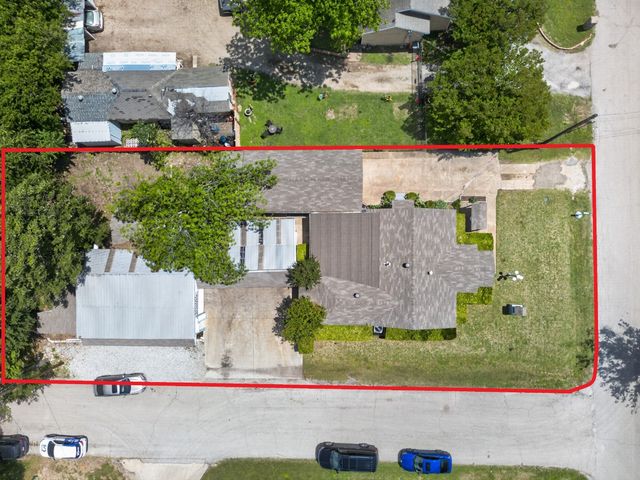 207 Hood Street, Cedar Hill, TX 75104