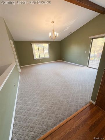 38513 Wellington Drive, Clinton Township, MI 48036