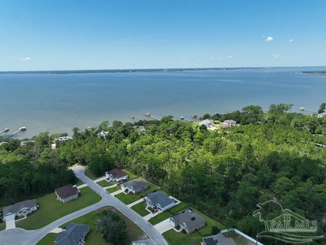 5565 Kailey Rd, Milton, FL 32583