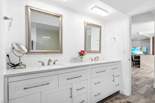 152 Coral Vine DR, Naples, FL 34110