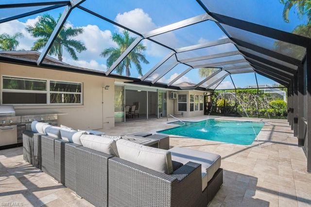 152 Coral Vine DR, Naples, FL 34110