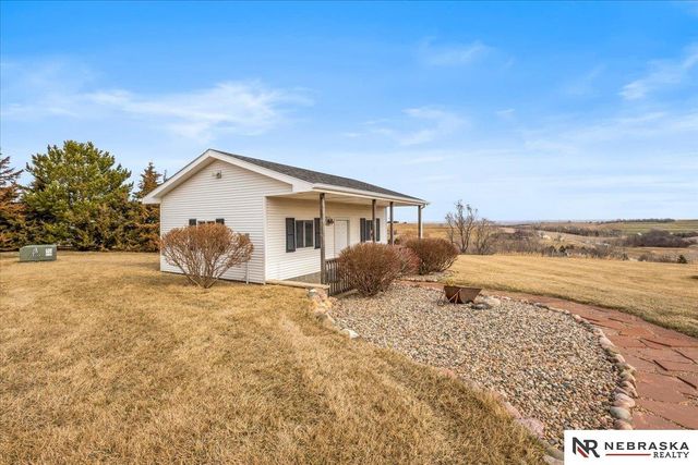 13284 County Road 27, Blair, NE 68008