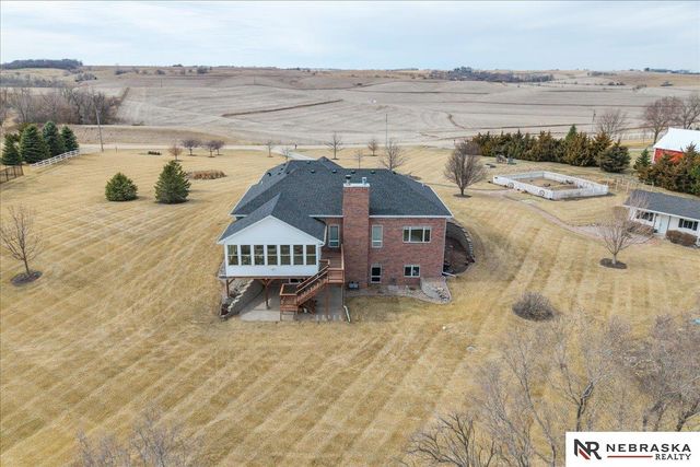 13284 County Road 27, Blair, NE 68008