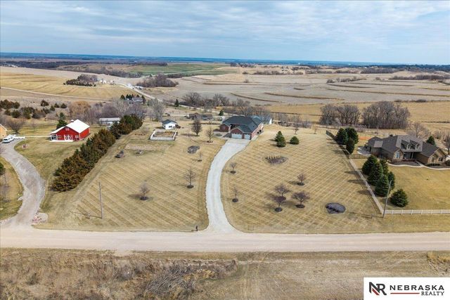 13284 County Road 27, Blair, NE 68008