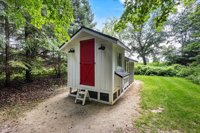 W2191 Princeton Road, Green Lake, WI 54941