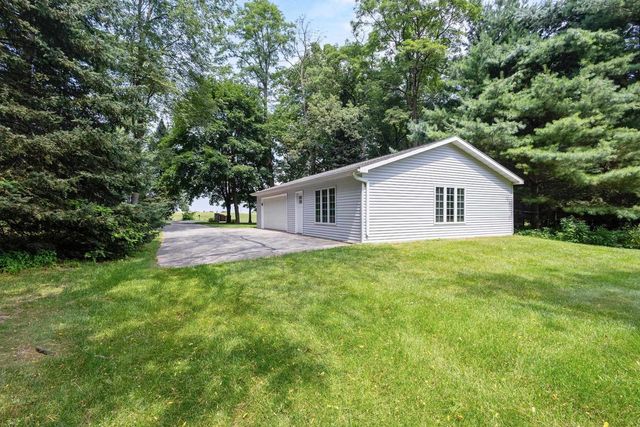 W2191 Princeton Road, Green Lake, WI 54941