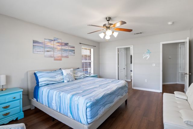 9412 Pouder Lane, Navarre, FL 32566