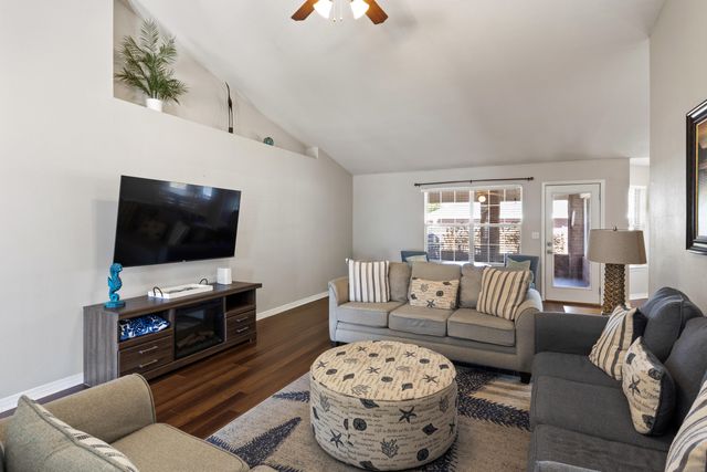 9412 Pouder Lane, Navarre, FL 32566