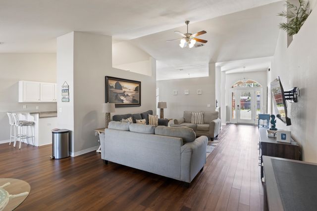 9412 Pouder Lane, Navarre, FL 32566