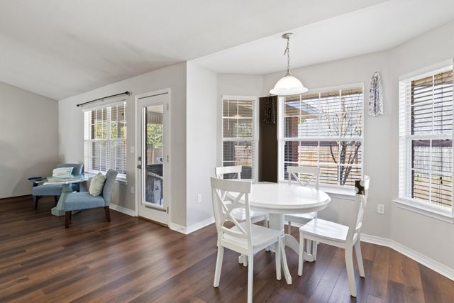 9412 Pouder Lane, Navarre, FL 32566