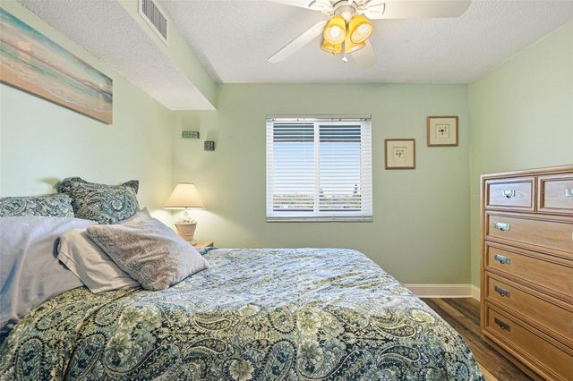 801 83RD AVENUE N 510, St Petersburg, FL 33702