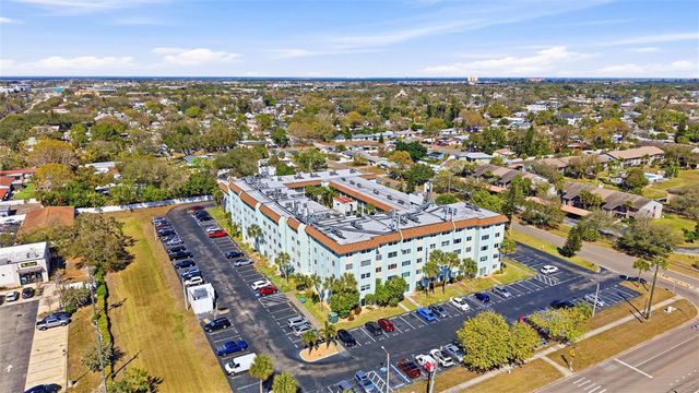 801 83RD AVENUE N 510, St Petersburg, FL 33702