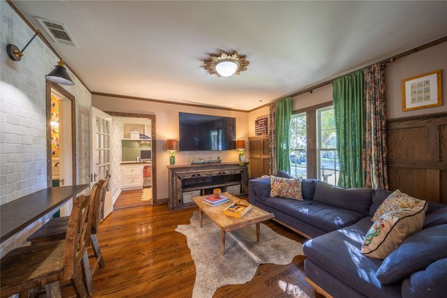 722 Tenna Loma Court, Dallas, TX 75208