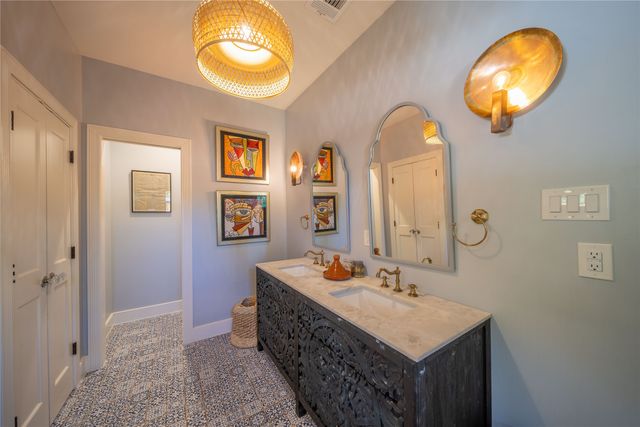 722 Tenna Loma Court, Dallas, TX 75208