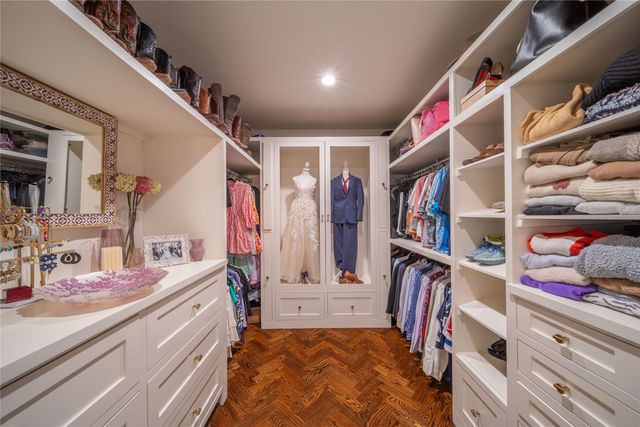 722 Tenna Loma Court, Dallas, TX 75208