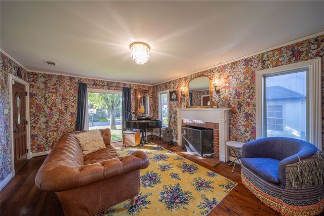 722 Tenna Loma Court, Dallas, TX 75208