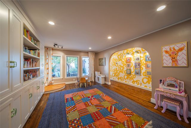 722 Tenna Loma Court, Dallas, TX 75208