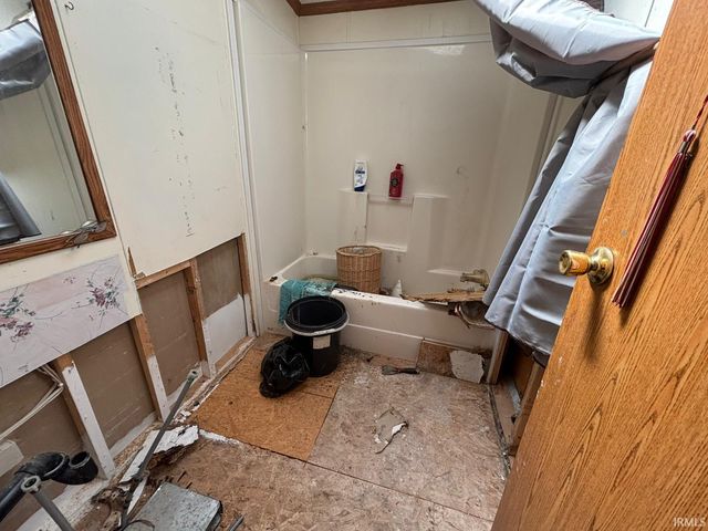 401 S 5th Street, Albion, IN 46701