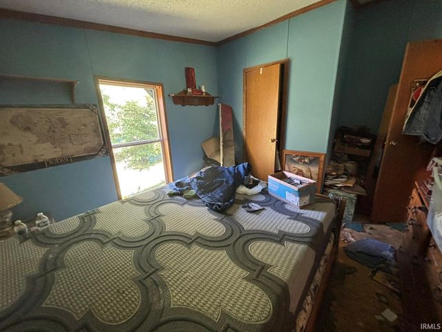 401 S 5th Street, Albion, IN 46701