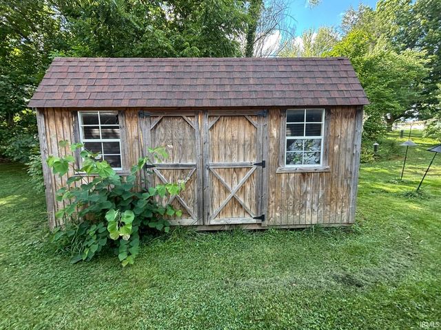 401 S 5th Street, Albion, IN 46701