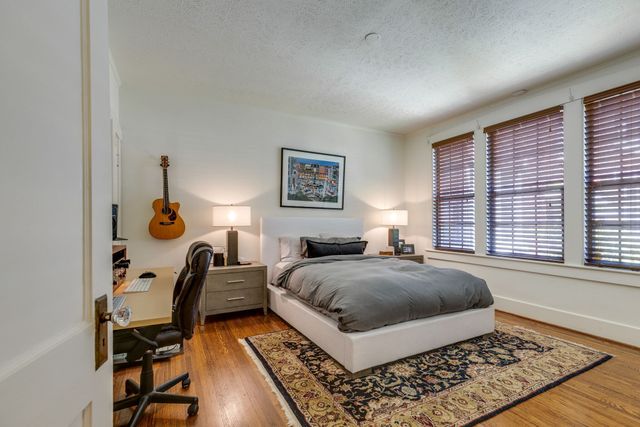 1711 18th Ave S Apt B2, Nashville, TN 37212